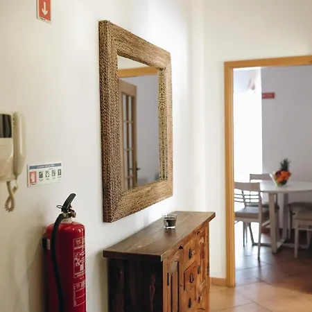 Wonderful Flats With Pool By Host Wise *