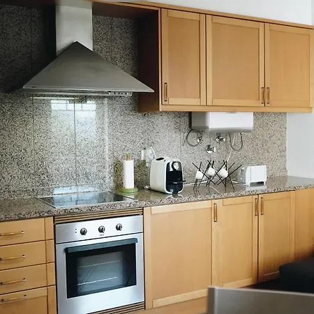 Wonderful Flats With Pool By Host Wise Apartment *