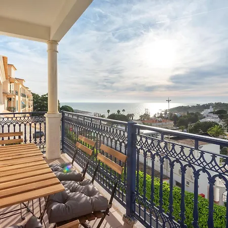 Wonderful Flats With Pool By Host Wise