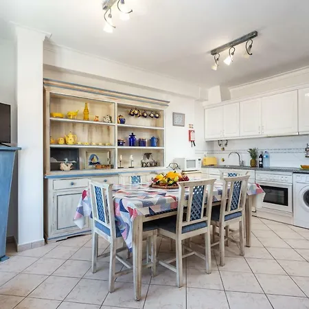 Wonderful Flats With Pool By Host Wise * Albufeira