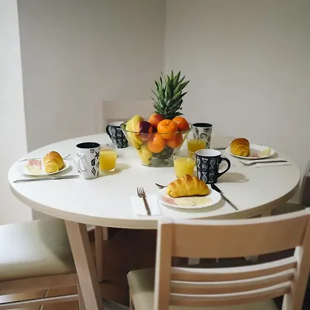Apartamento Wonderful Flats With Pool By Host Wise *