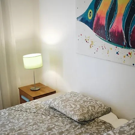 Wonderful Flats With Pool By Host Wise Apartment *